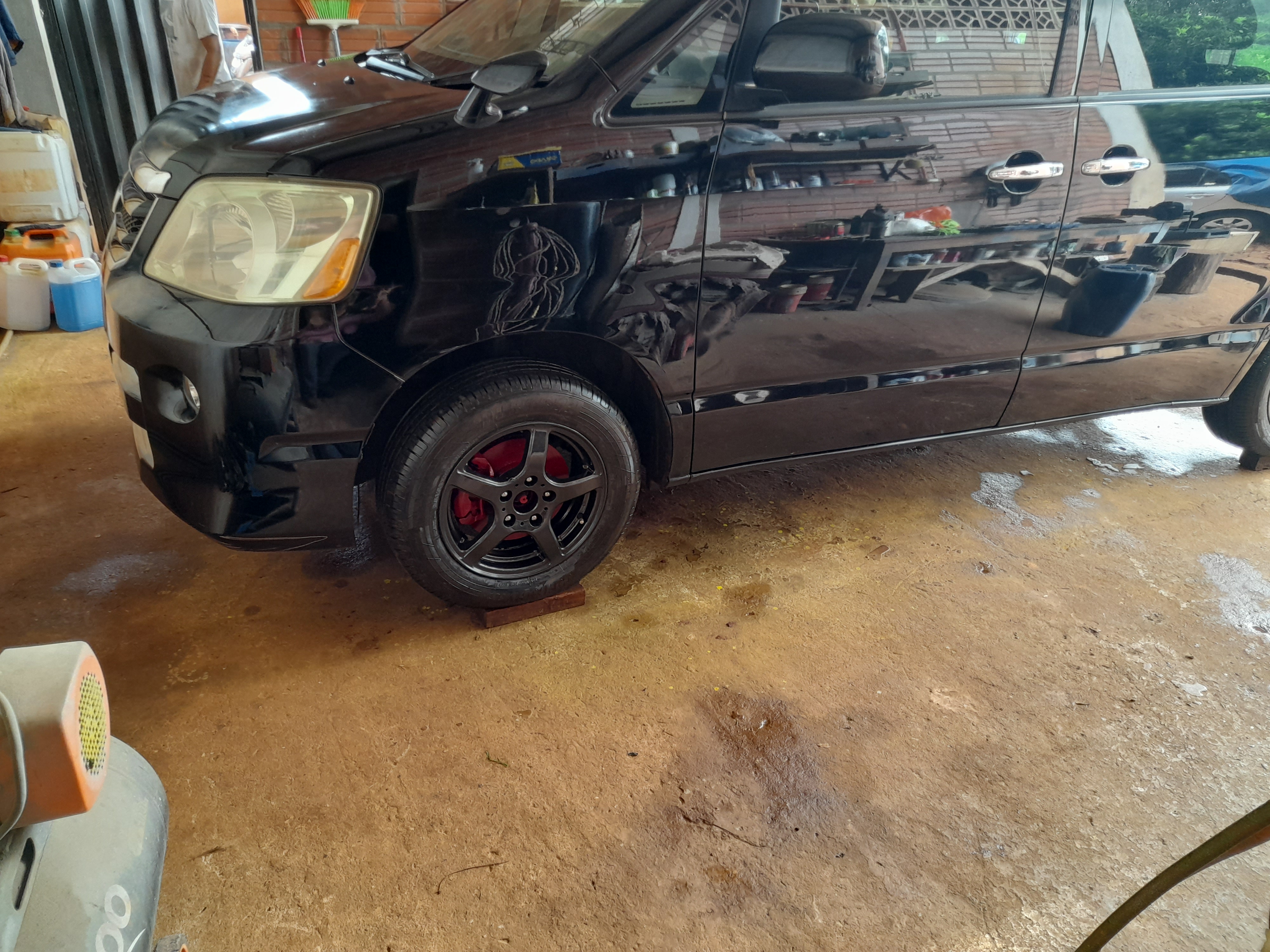 Toyota Noah Negro