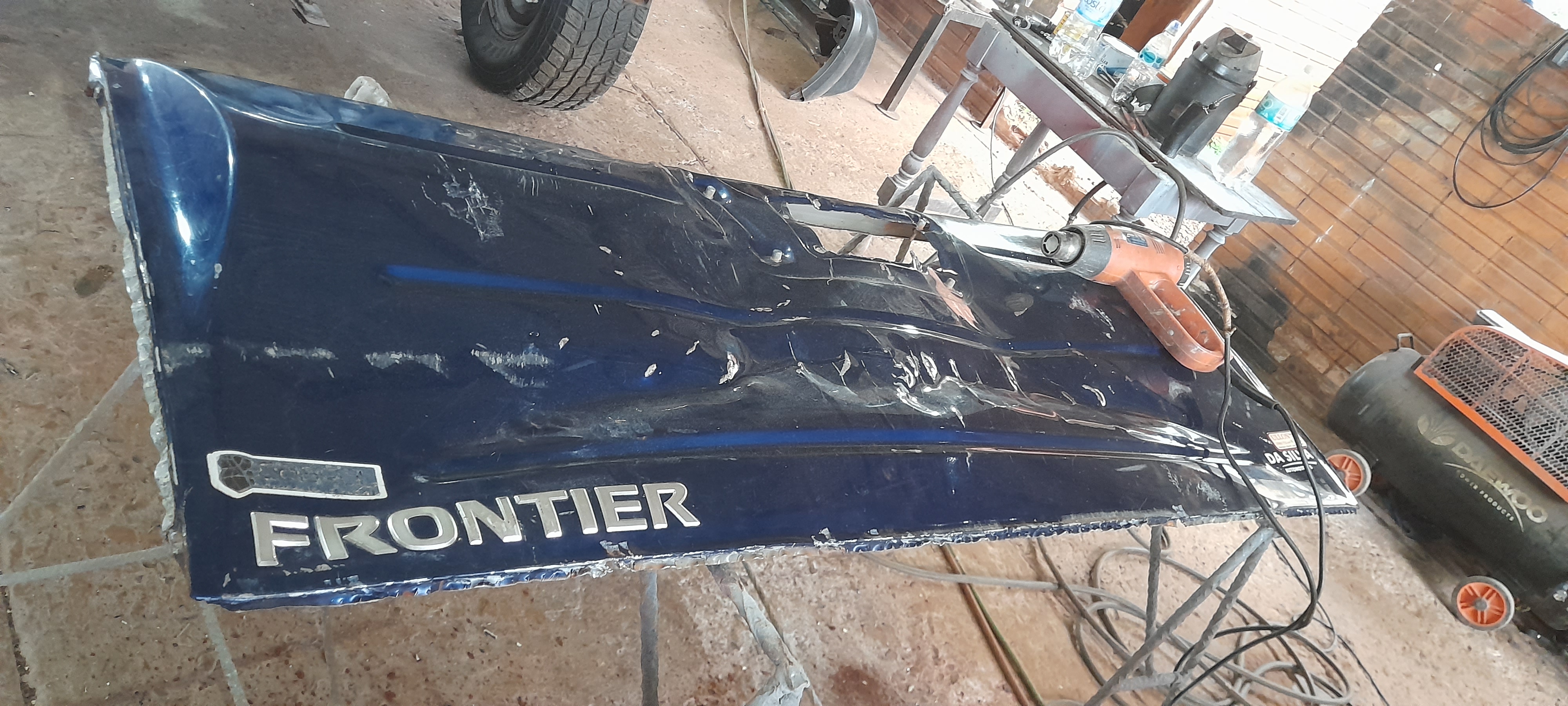 Nissan Frontier Azul Oscuro