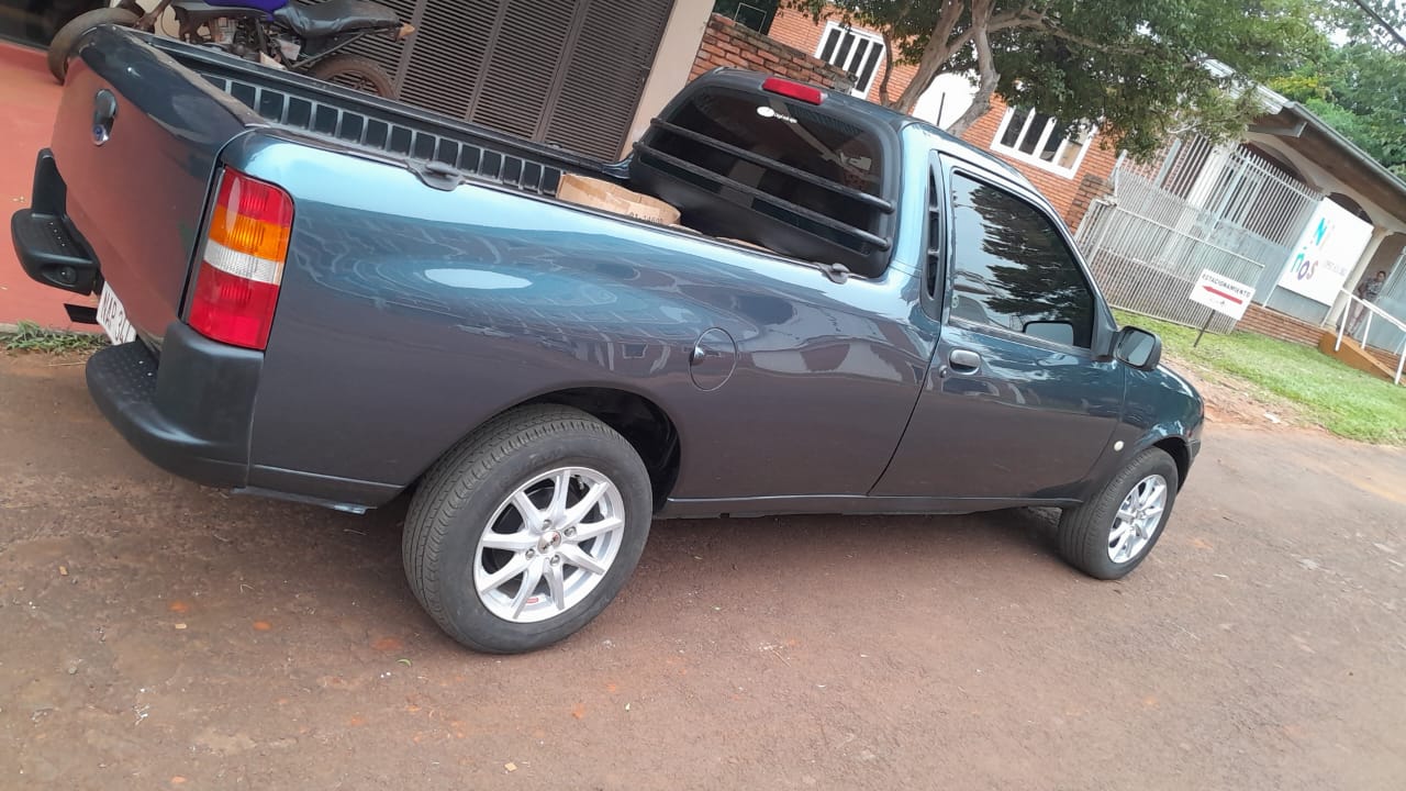 Ford Courier