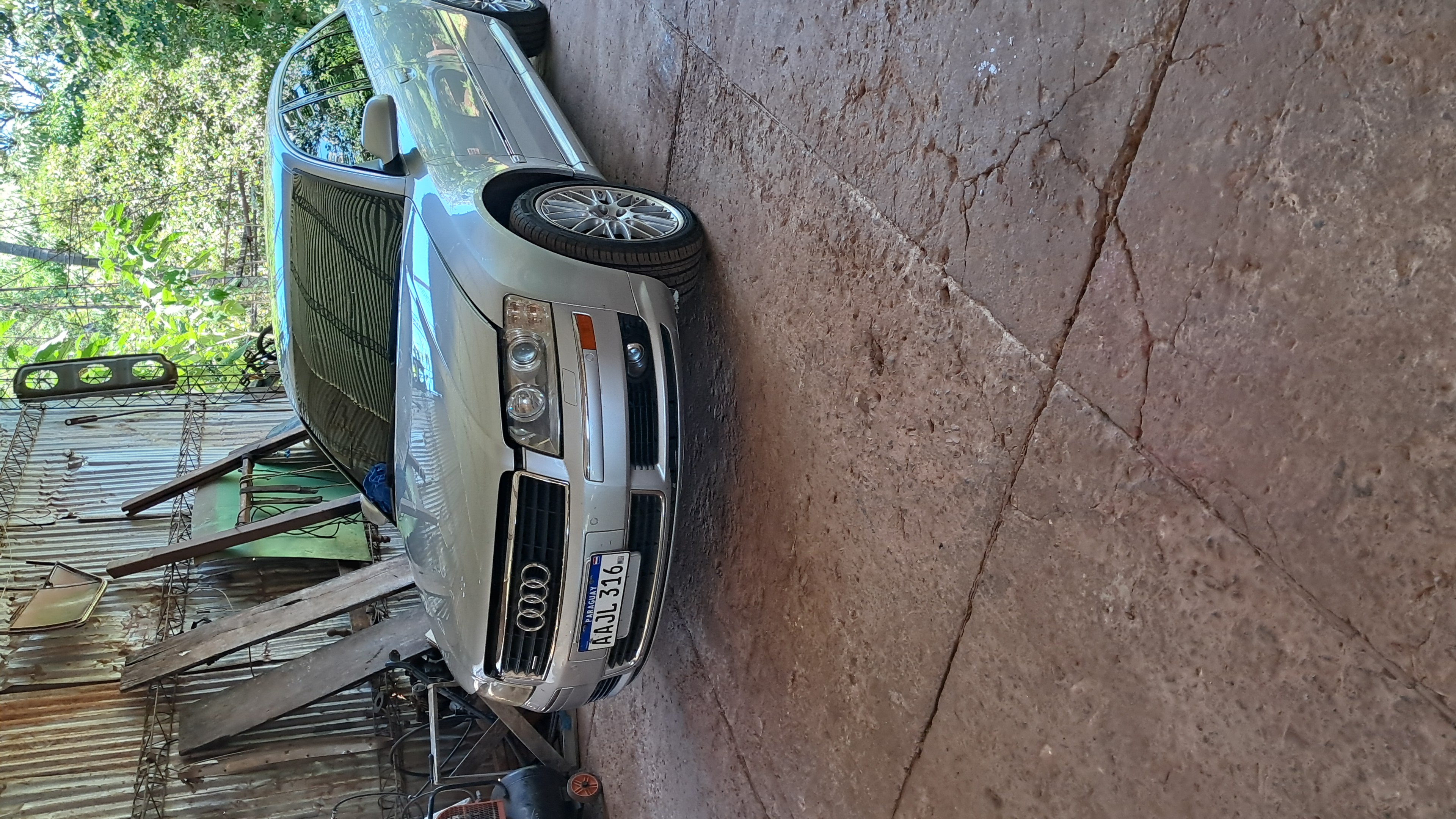 Audi Color Plateado